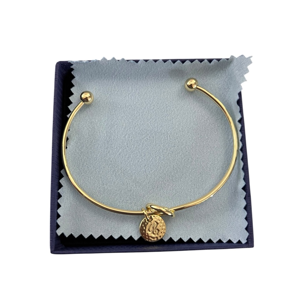 Turandoss Initial Bracelet for Women Dainty Gold Knot Letter Bracelet Charm C - Picture 3 of 3
